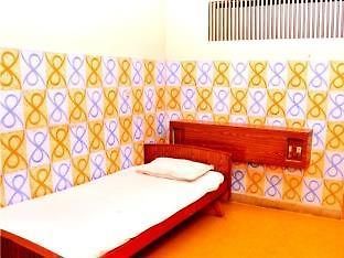 Sri Saibaba Guest House Puducherry Zewnętrze zdjęcie