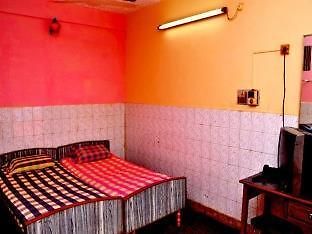 Sri Saibaba Guest House Puducherry Zewnętrze zdjęcie