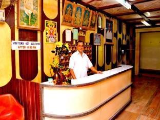 Sri Saibaba Guest House Puducherry Zewnętrze zdjęcie